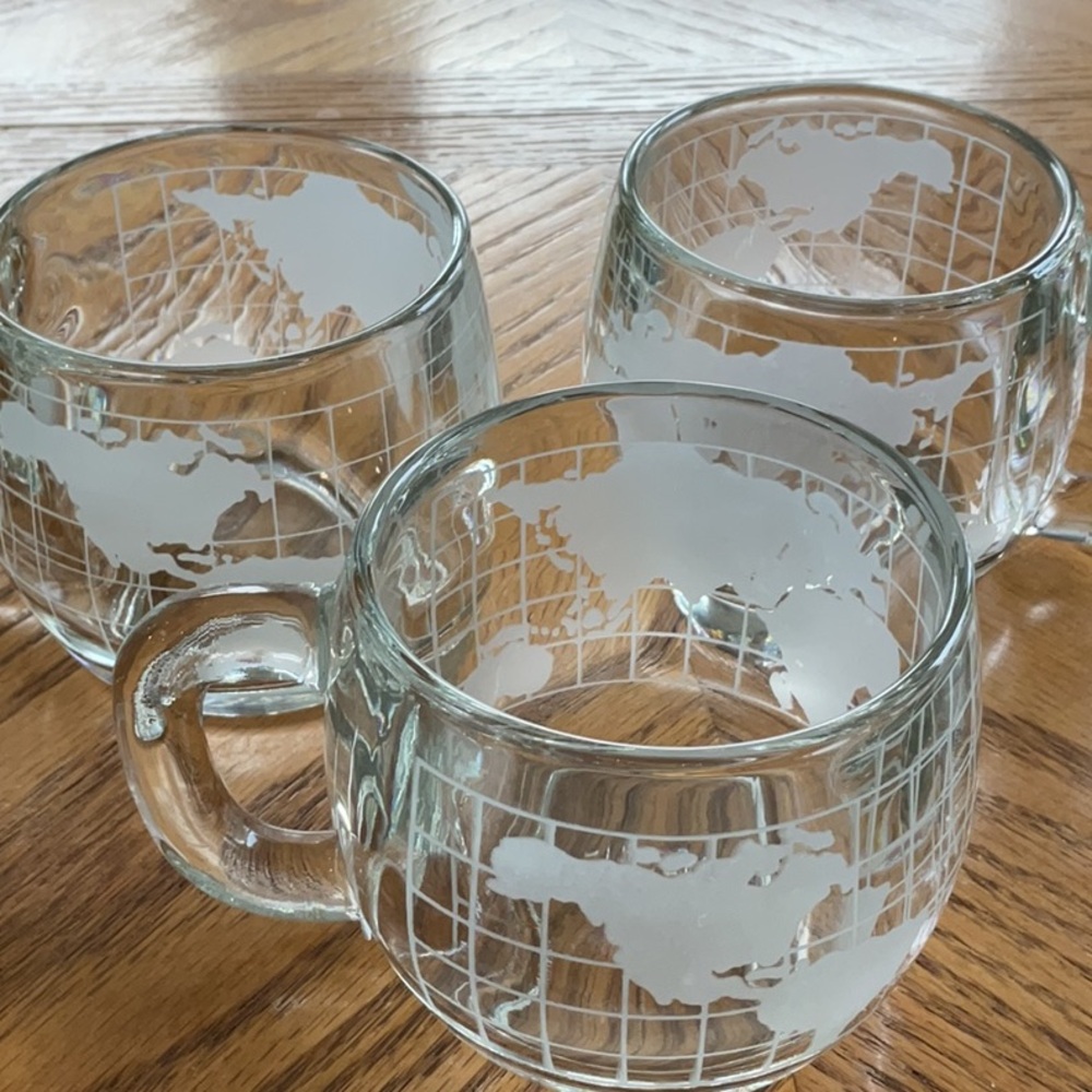 Nestle Nescafé world coffee cups. Vintage set of three.